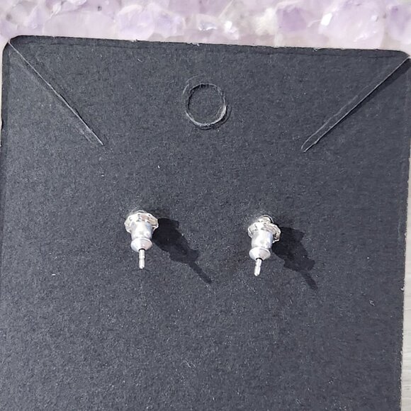 Fashion Jewlery Silvertone Textured 1.25" Hoop Earings - Picture 8 of 8